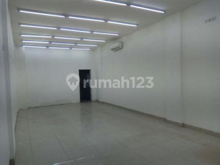 Dijual Ruko 3 Lantai @Icon Business Park BSD Tersewa Lokasi Strategis Marketnya Jelas Harga Nego Dijual Ruko 3 Lantai @Icon Business Park BSD Tersewa Lokasi Strategis Marketnya Jelas Harga Nego