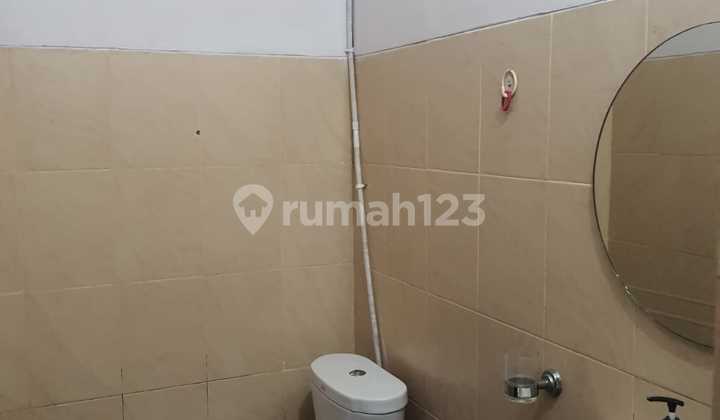 For Quick Sale: Single-Story House in Hook Position, Nusaloka BSD 2