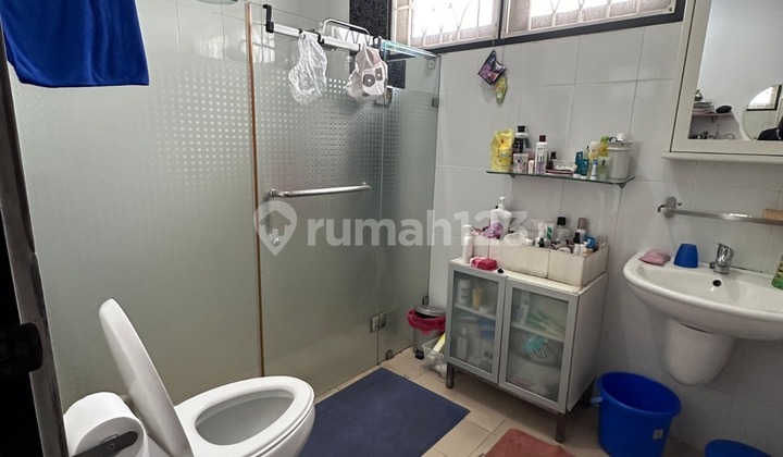 Dijual Rumah  Cantik Bangett di Sevilla  ( Hook) 2