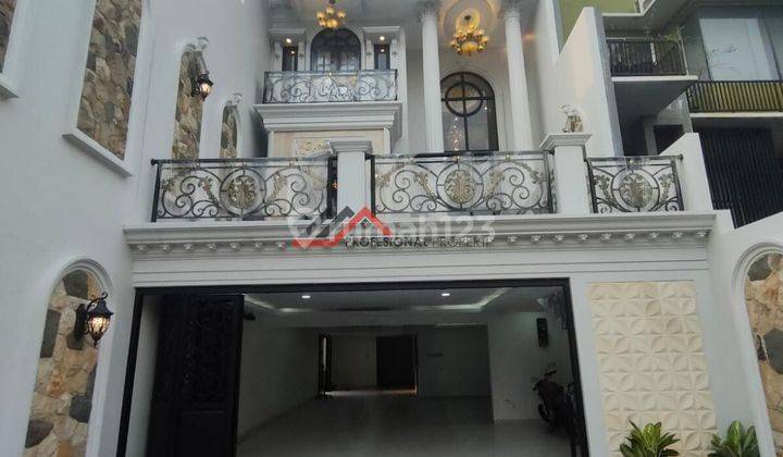 Mampang Prapatan Brand New House European Classic Area Premium 2