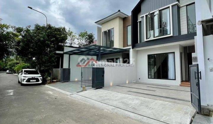 Town House Brand New Tropical Modern Minimalis Dalam Komp.Tanjung Barat Indah 1