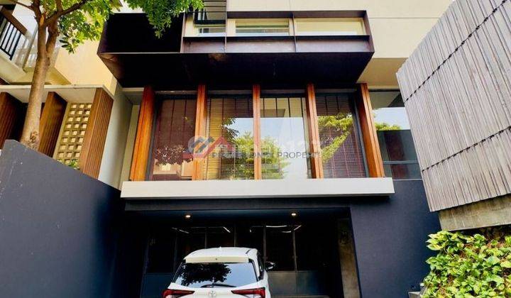 Modern Town House Designed By Studio Kas Asrchitect Area Premium di Kemang Rumah di Kemang 3 Lantai Baru SHM 1