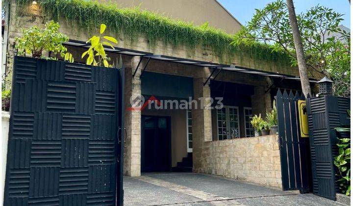 Rumah Bergaya Tropical Dalam Komplek Area Premium Di Pondok Indah     1