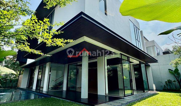 Kemang Brand New Luxurious Modern House With Strategis Location  1