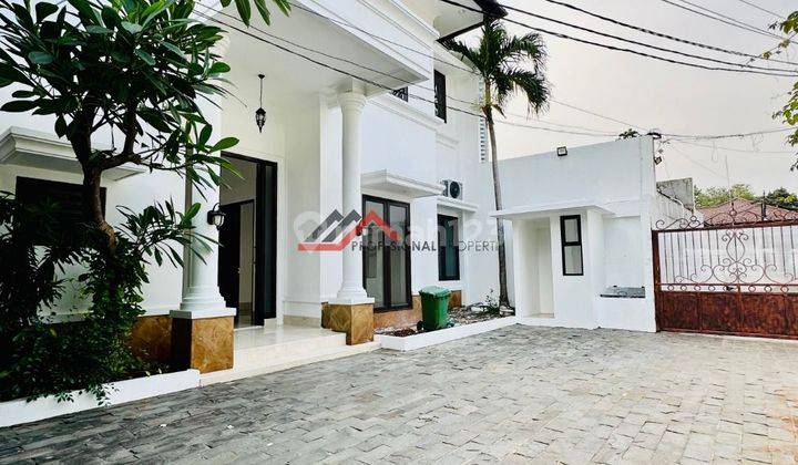 Kemang Rumah Mewah Klasik Modern Siap Huni Area Premium 2