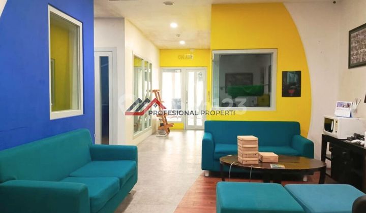 New Building in a Strategic Location Near Mipete MRT