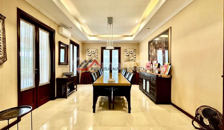 Rumah Siap Huni Dengan Halaman Depan Dan Belakang Yg Luas Di Cipete Jakarta Selatan 2