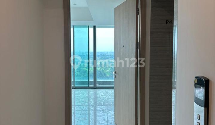 S M Property Hillcrest House Lippo Karawaci Tangerang 2