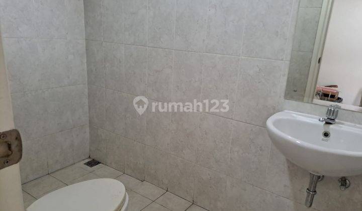 S M Property Rumah Palem Semi Karawaci Tangerang 2