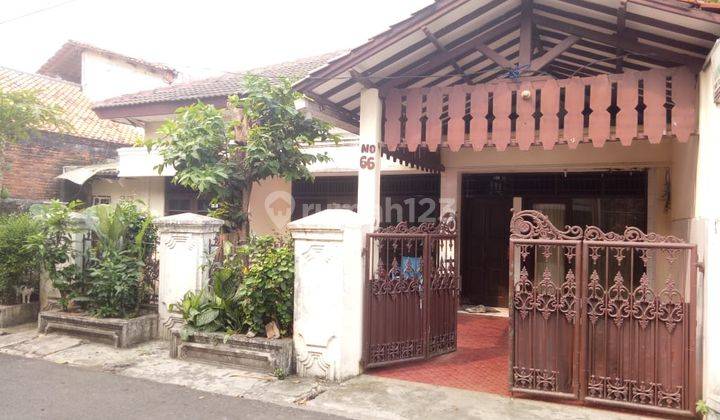 S M Property Rumah Kebon Jeruk Jakarta Barat 1