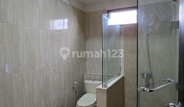 S M Property Hollandia Garden House Lippo Karawaci Tangerang 2