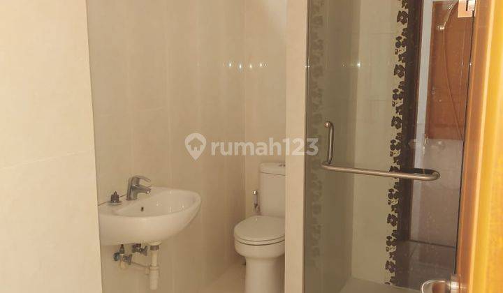 Sewa Rumah Kantor Raya Darmo Permai 2
 6