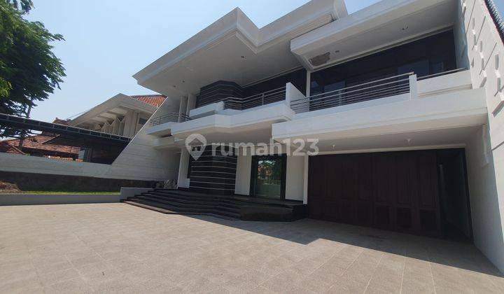 Jual Sewa Rumah Kantor Pusat Kota Jl. Argopuro 1