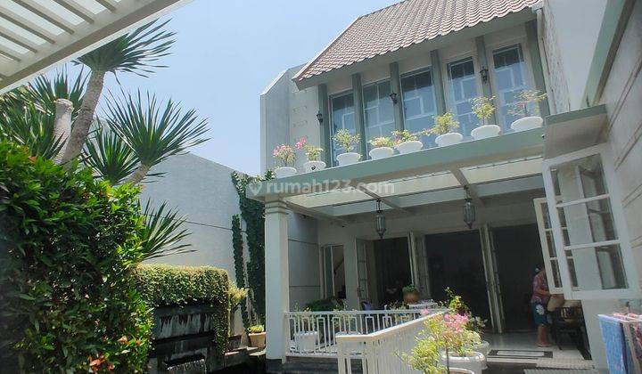 Sewa Rumah Luxury Gaya Belanda, dr. Sutomo Surabaya 1