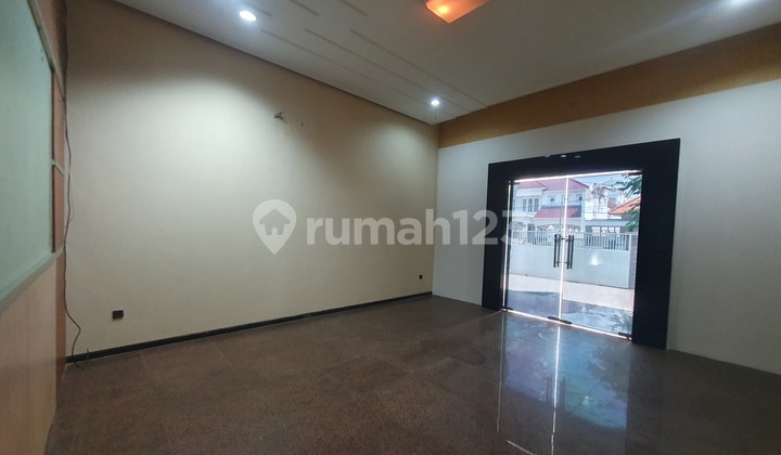 Jual Rumah Kantor Pusat Kota Jl Argopuro, Sawahan 2