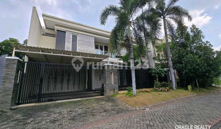 Ready-to-Occupy Minimalist House for Rent in Graha Family