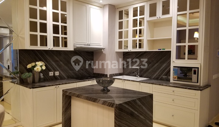 Sewa Apartemen Voila Ciputra World, Mayjen Sungkono