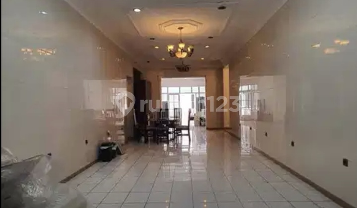 Disewakan Rumah Kantor Pusat Kota, Jl. Sriwijaya 2