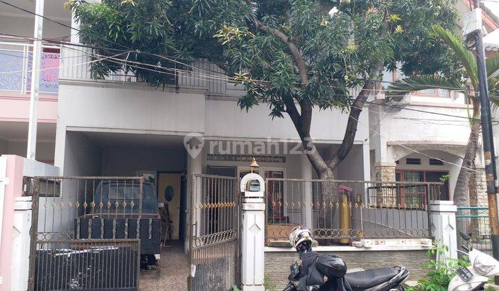 Rumah renov siap huni semi furnis lokasi ok aman dan tenang 1