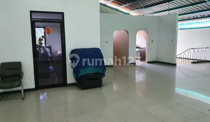 Gudang di Jalan Perkutut, Tangerang 1.100 m Bagus SHM Gudang di Jalan Perkutut, Tangerang 1.100 m Bagus SHM