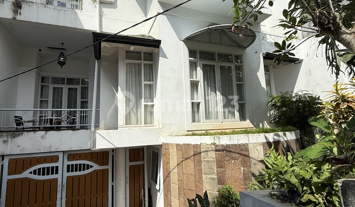 House, 2 Floors, in Pondok Indah, For Sale. Fast