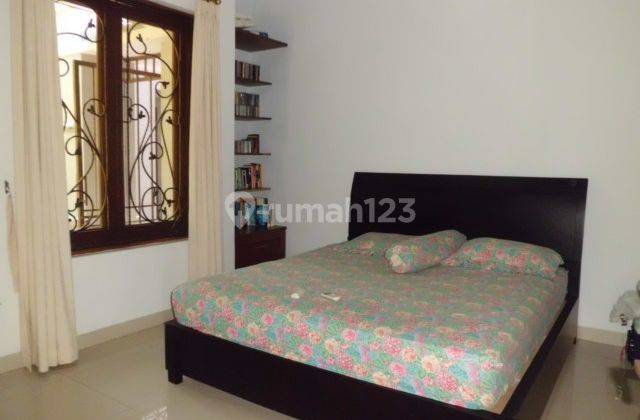 Rumah Radio Dalam Fullfurnis Lt.200 M lb. 160 M, 220 Jt Thn 3