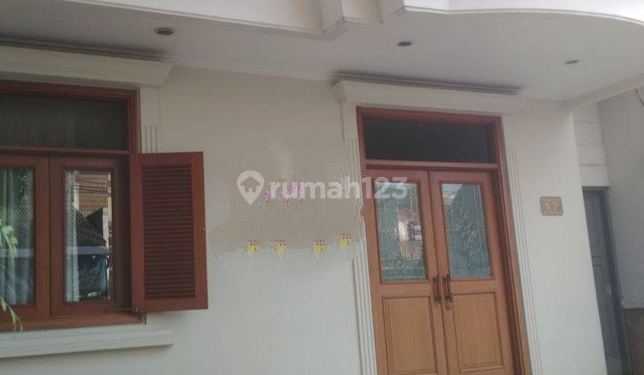 Rumah Bagus Pondok Labu Lt. 154 M lb.240 M2, 2 Lantai , 3 M 1