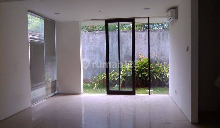 Rumah dalam Komplek Townhouse karang tengahn ,Unfurnis , 135 jt / thn 1