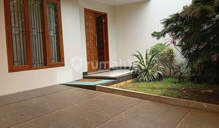 Komplek Pejaten Timur. Hunian / Kantor 185 Jt / Thn Komplek Pejaten Timur. Hunian / Kantor 185 Jt / Thn