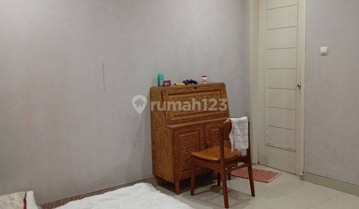 Rumah Minimalis Dpr Jagakarsa , Dekat Ke Jl.kahfi I , Lt,115m lb.180m,3 M 2