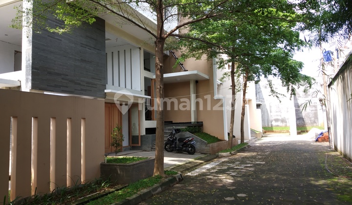 Rumah Townhouse Ciputat dekat Kampus UIN , 2,15 M Rumah Townhouse Ciputat dekat Kampus UIN , 2,15 M