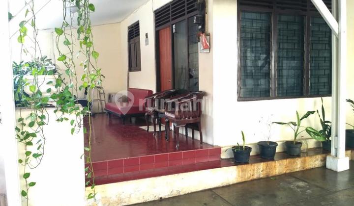 Rumah Bendungan Hilir , dekat ke Jl.Gatot Subroto Lt. 195m/Lb.170 m, 5,9 M 1