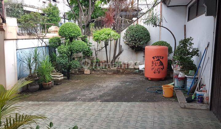 Rumah Komplek Nyaman Dan Tenang 9