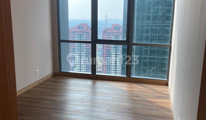 Strategic Brand New Apartment in the heart of Jakarta Strategic Brand New Apartment in the heart of Jakarta