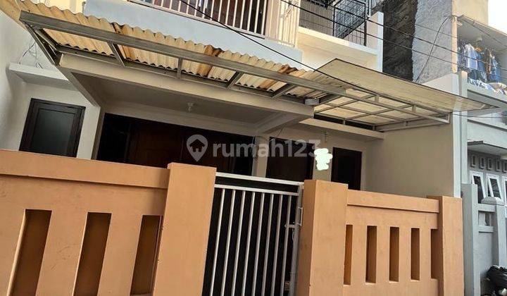 Rumah Mungil Yang Cantik, Strategis, 990jt Nego di Jatinegara Jaktim 1