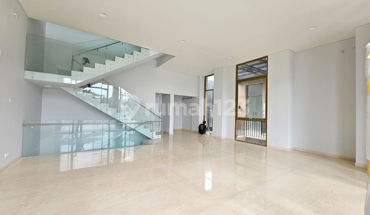 Dijual/Disewakan  Premium Office Dikawasan Bisnis Besar di Bsd City