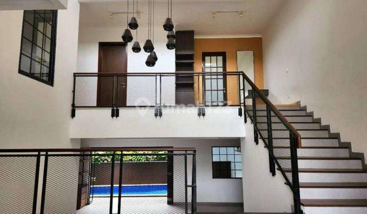 Rumah Super Cakep Ada Private Pool di Cluster Ritzone The Icon Bsd 1