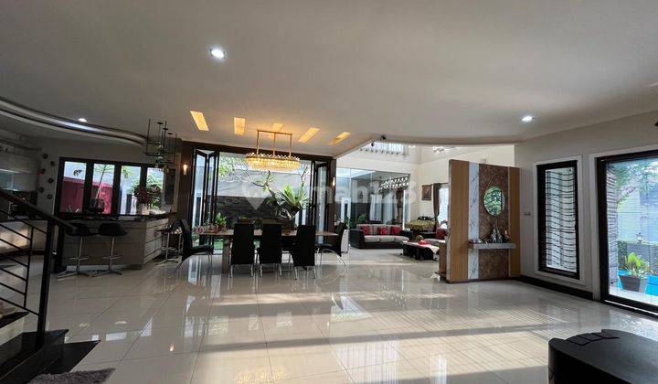 Rumah Rapih Siap Huni, di The Green Bsd Ada Kolam Renang 2