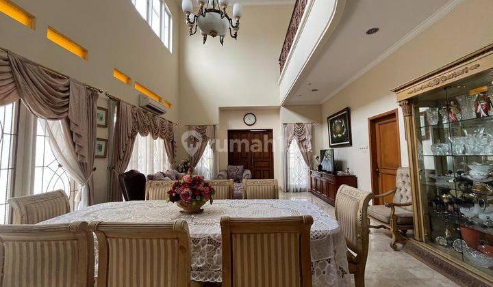 Dijual Rumah Besar Mewah  lokasi strategis di Metro Permata Ciledug 1