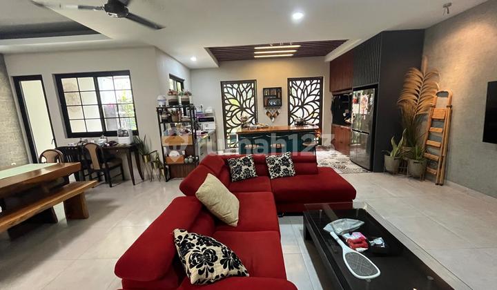 Dijual Cepat , Siap Huni, Asri, Cluster Ritzone, favorit- The Icon BSD 