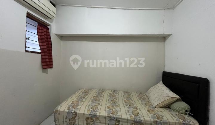 Rumah Pinggir Jalan, di Griya Loka BSD Cocok untuk Usaha/Kantor/Kos