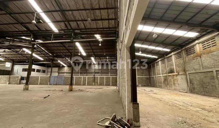Exclusive! For Rent 1800m² Warehouse in Taman Tekno BSD: Survey Now, Hot Item!