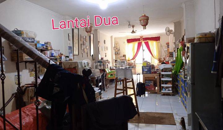 Ruko Strategis Dekat Kawasan Bisnis Kebon Jeruk Taman Sari 4