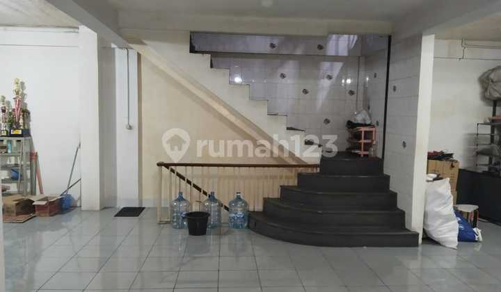 For Sale Fast 3.5 Story Shop House in Roa Malaka 2
