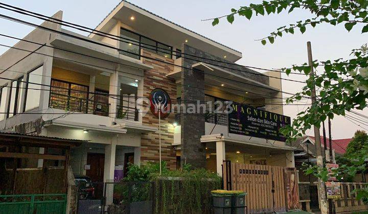 Rumah Dan Salon Dalam Kawasan Perumahan Bukit Nusa Indah Ciputat 1