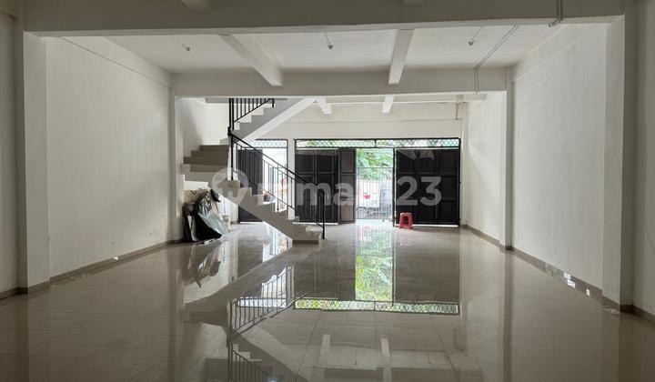 Kost Business House in North Bandengan 2