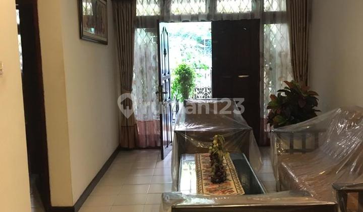 Quick Sale: 4-Bedroom House on Jl Puri Kencana Cipete Raya
