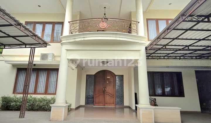 Quick Sale Semi-Furnished House Pondok Indah Jl Kartika Utama