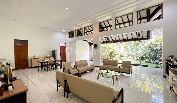 Dijual rumah mewah di kota bandung pasteur rumah luas istana regency sudirman pasteur  1