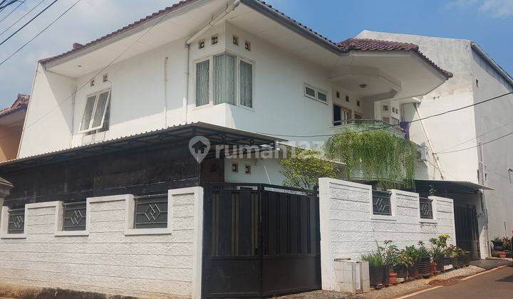 Pondok Kelapa  rumah huk Jalan Taman Malaka Utara  akseske kampus Dharma Persada 1
